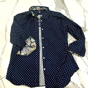 New CHAPS NO IRON MENS BUTTON DOWN POLKA DOT